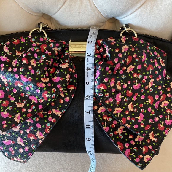 🌹Betsy Johnson pink floral bow shoulder / hand bag vintage black oversized - Picture 9 of 16